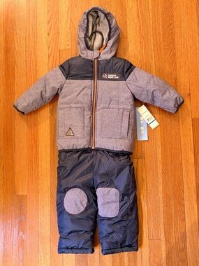 NWT Wippette Toddler Boys' Snowsuit Size 24 Months